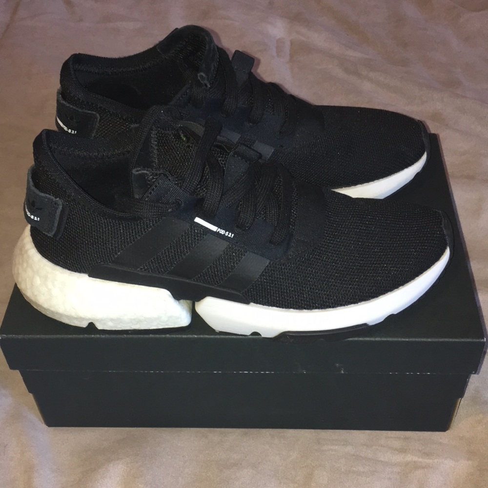 ADIDAS POD-S3.1 SHOES
CORE BLK/CORE BLK/CLOUD WHT